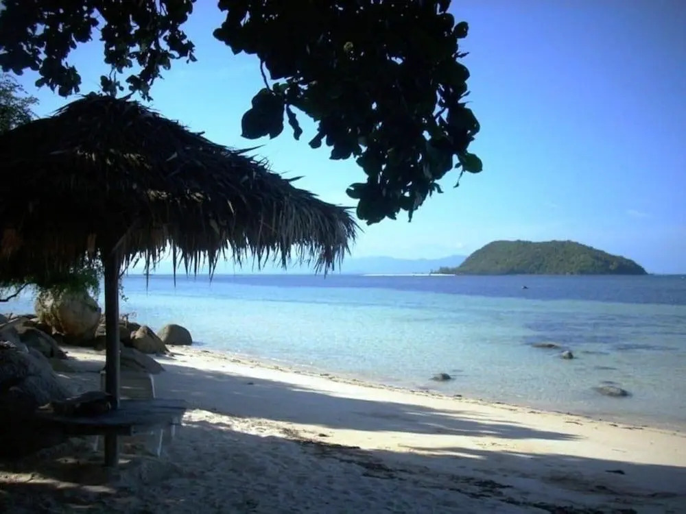 Baan Jai Dee Beach Front Hotel