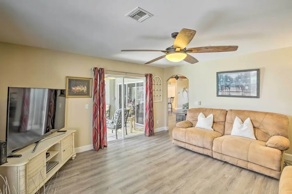 Lanai & Heated Pool: Stunning Cape Coral Getaway