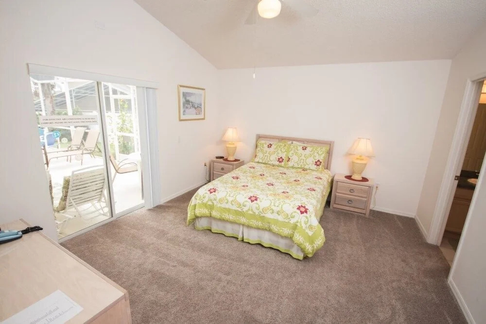 Karen's Rolling Hills 4 Bedroom Home
