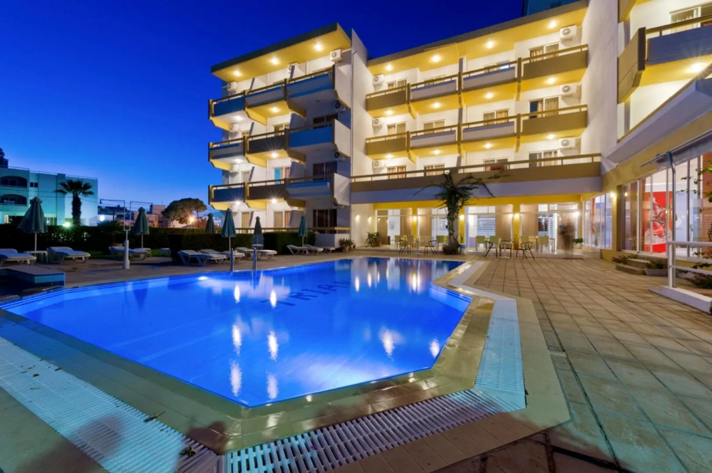 Trianta Hotel Apartments