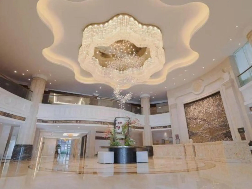 Oriental Hotel Quzhou West Area