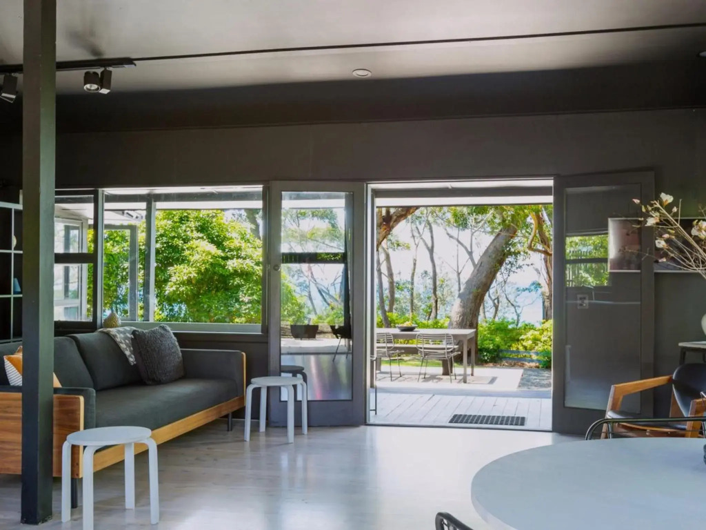 Black Shack on Hyams Beach