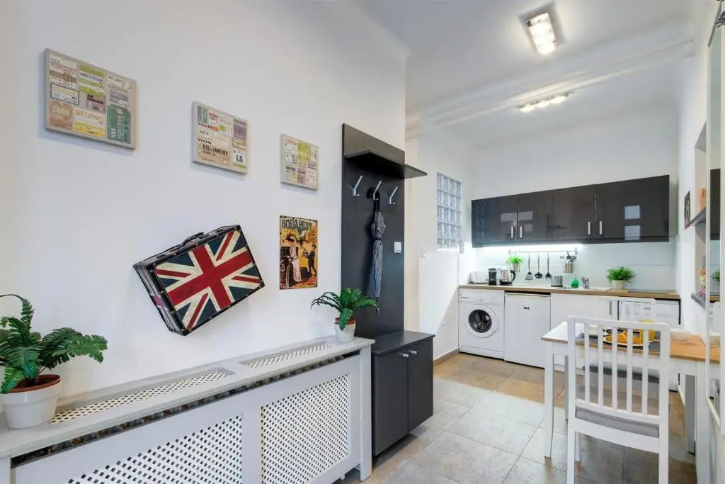 Premium Studio Szervita Square