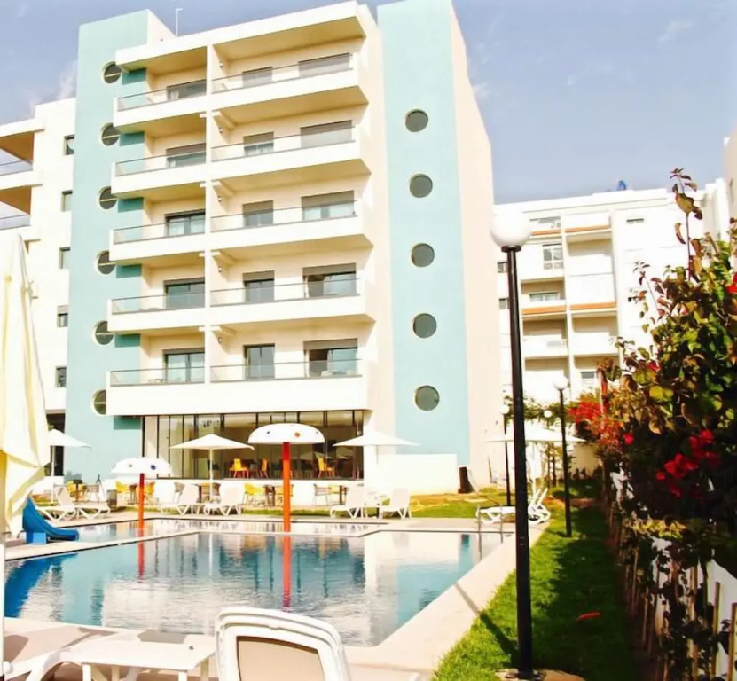 Lescale Suites Résidence Hôtelière By 7AV HOTELS