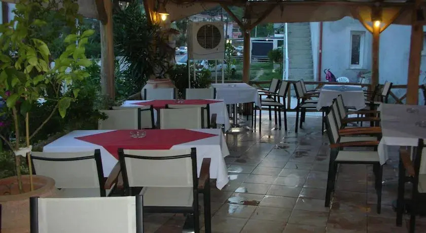 Galanos