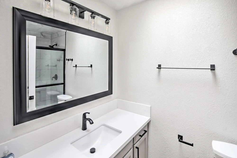 Modern Lake Havasu Retreat: Lake & Mountain Views!