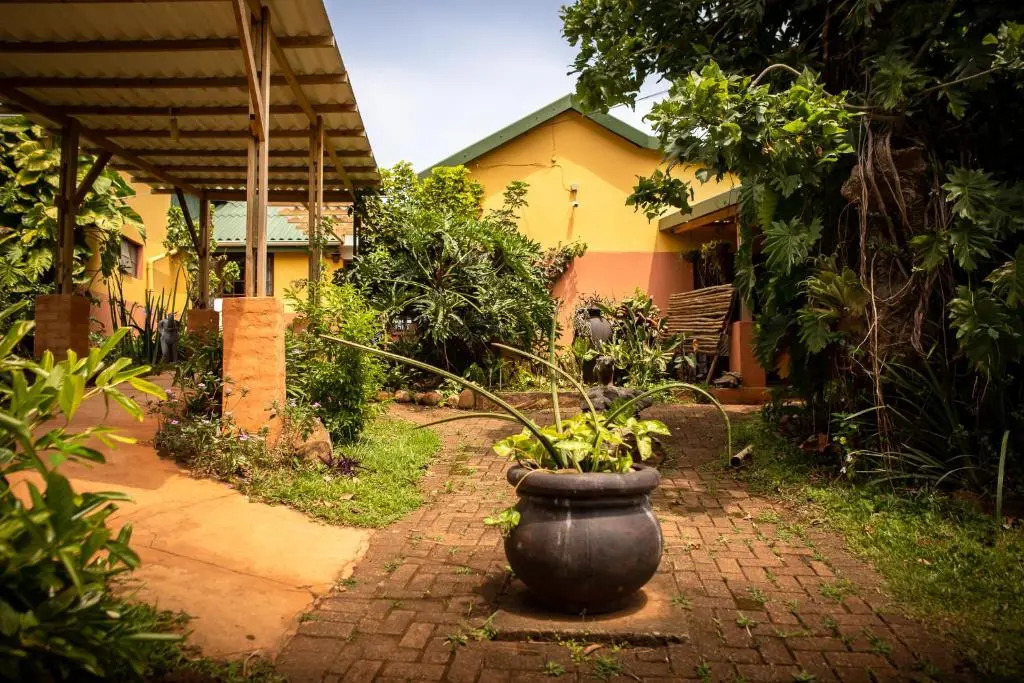 Ku-Boboyi River Lodge