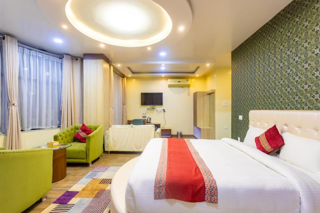 The SR Hotel