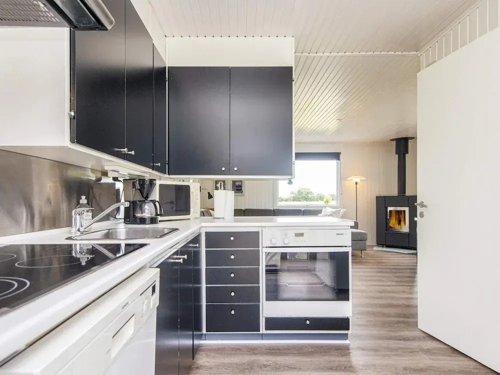 6 person holiday home in Kolind-By Traum