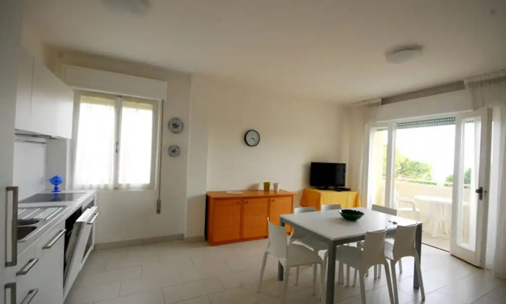 Bright Apartment With sea View