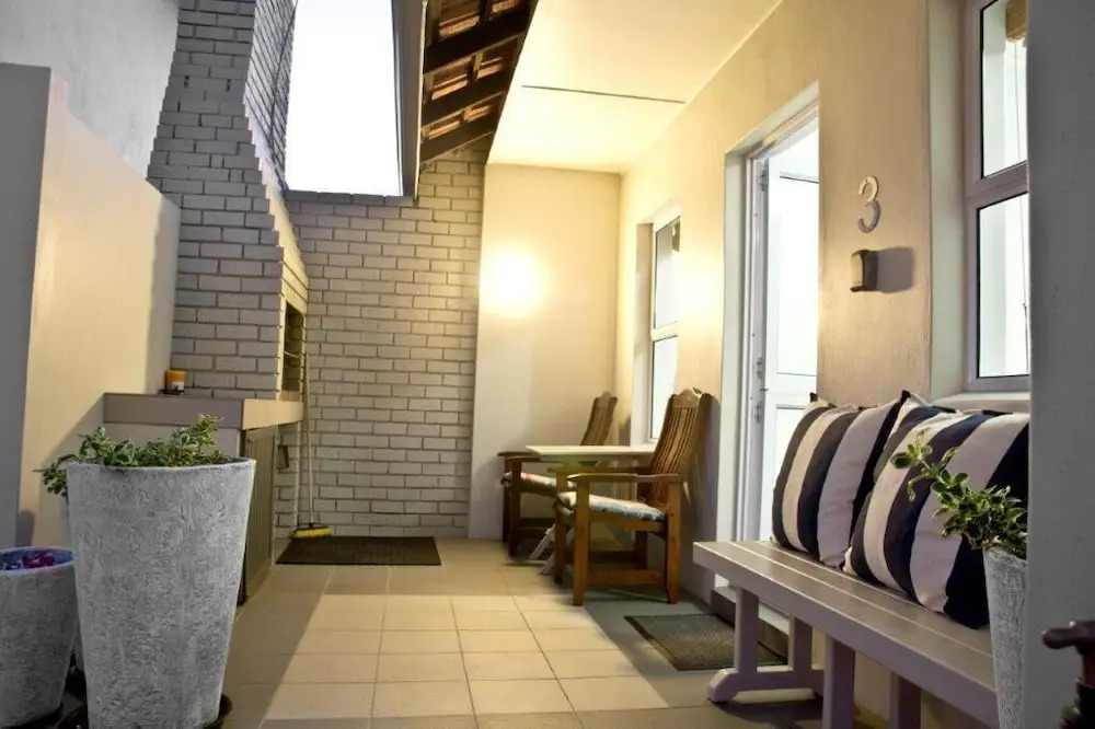 South Point Guest Lodge