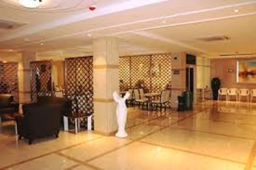 HOTEL AFRICANA LSK