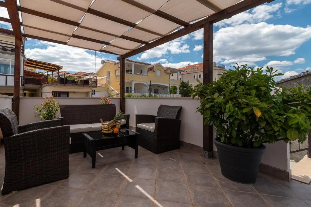 Apartments Orlic