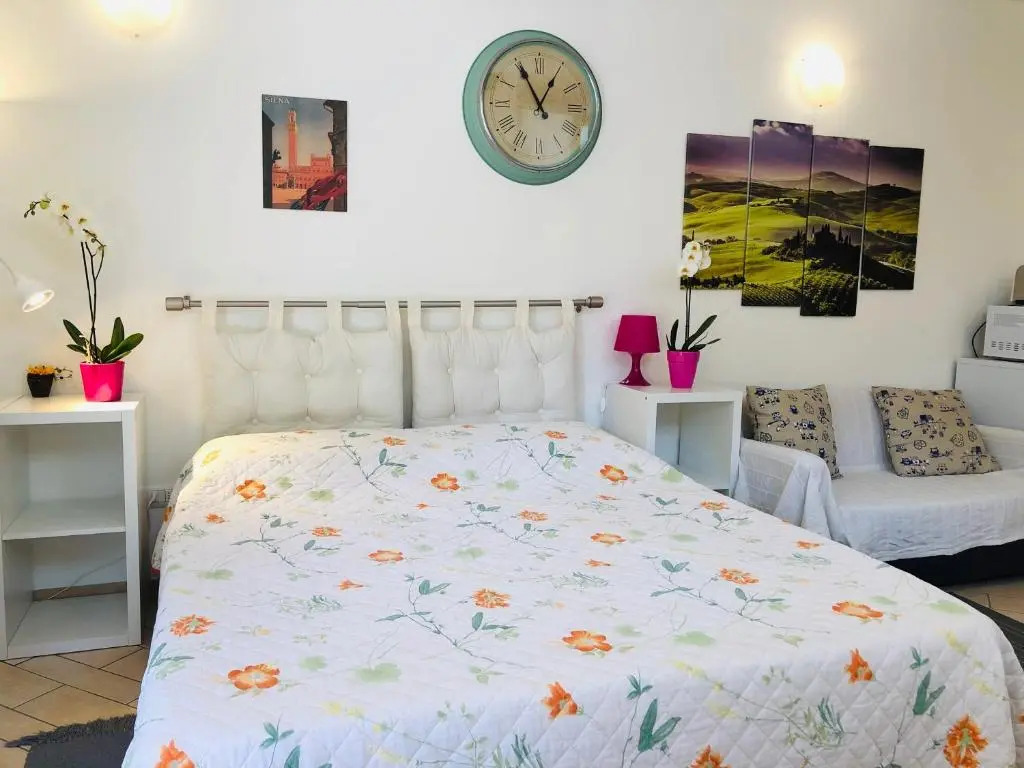 La Dolce Vita studio with free private parking