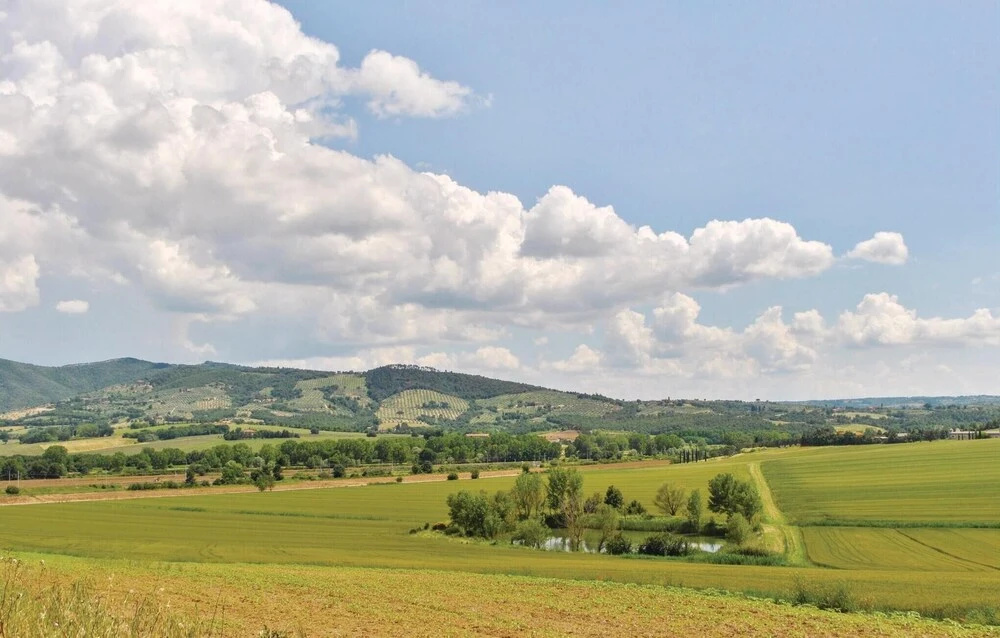 Nice Apartment in Castiglione D.lago PG With 1 Bedrooms, Wifi and Outdoor Swimming Pool