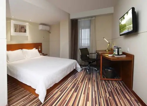 Jinjiang Inn Select Chengdu Shuangliu International Airport