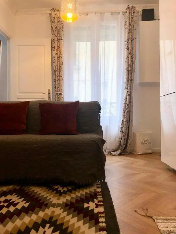 2 pieces 1 bedroom apartment 10 mins walking Château Versailles
