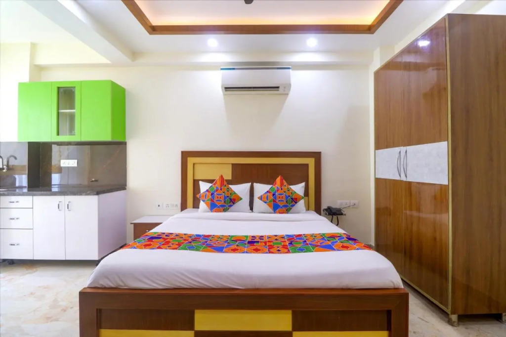 FabHotel Star Corporate Suite - Medicity Gurugram near Medanta Hospital