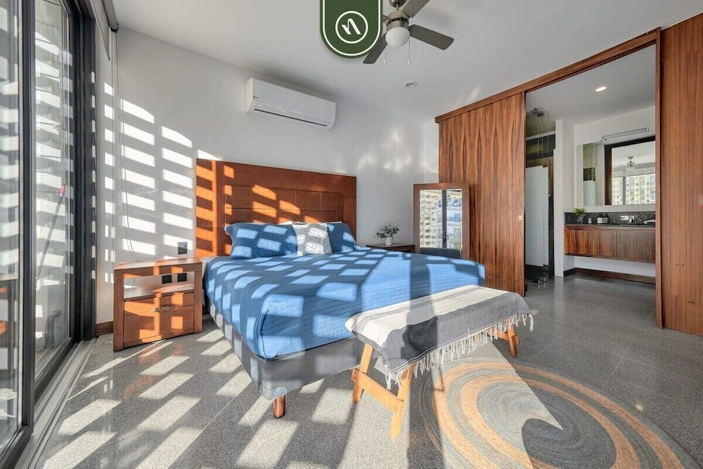 Studio in Romantic Zone - Rooftop Pool - King Bed
