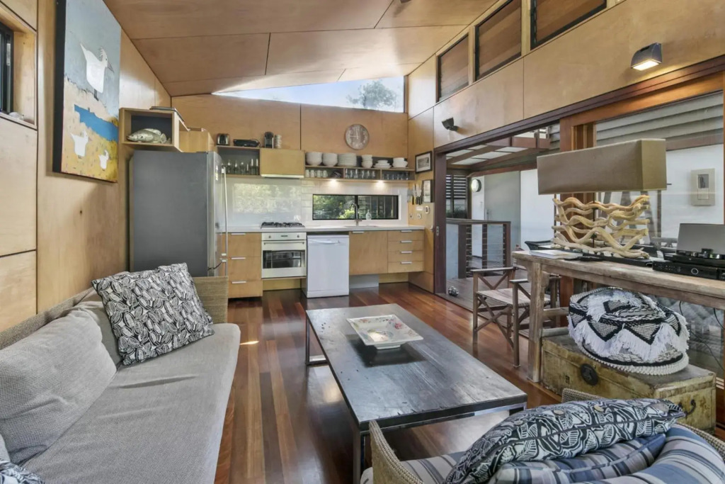 Pandanus Retreat