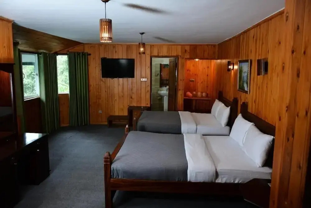 Jaithra Inn