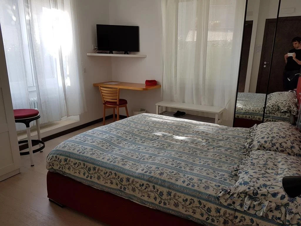 B&B Rosa Blu