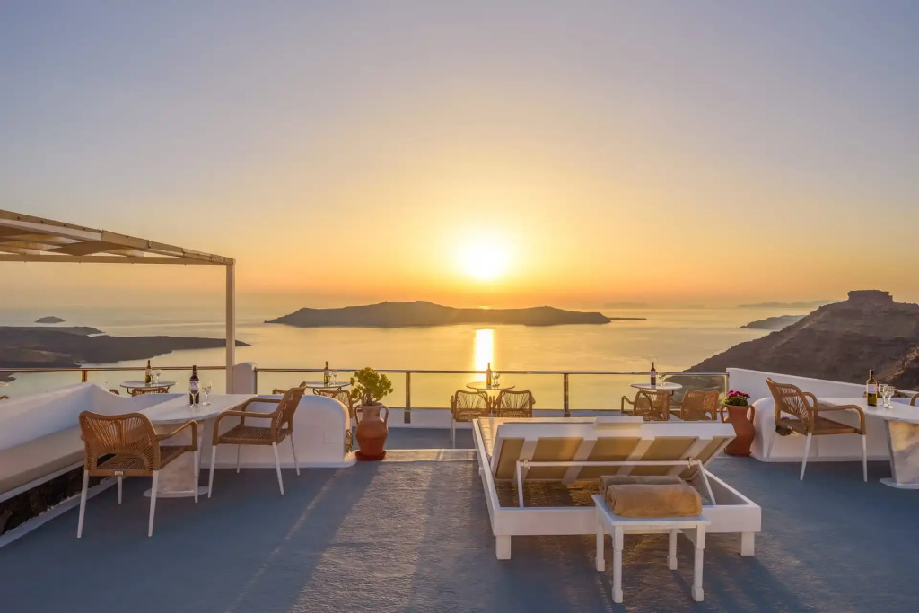 Vallas Apartments & Villas
