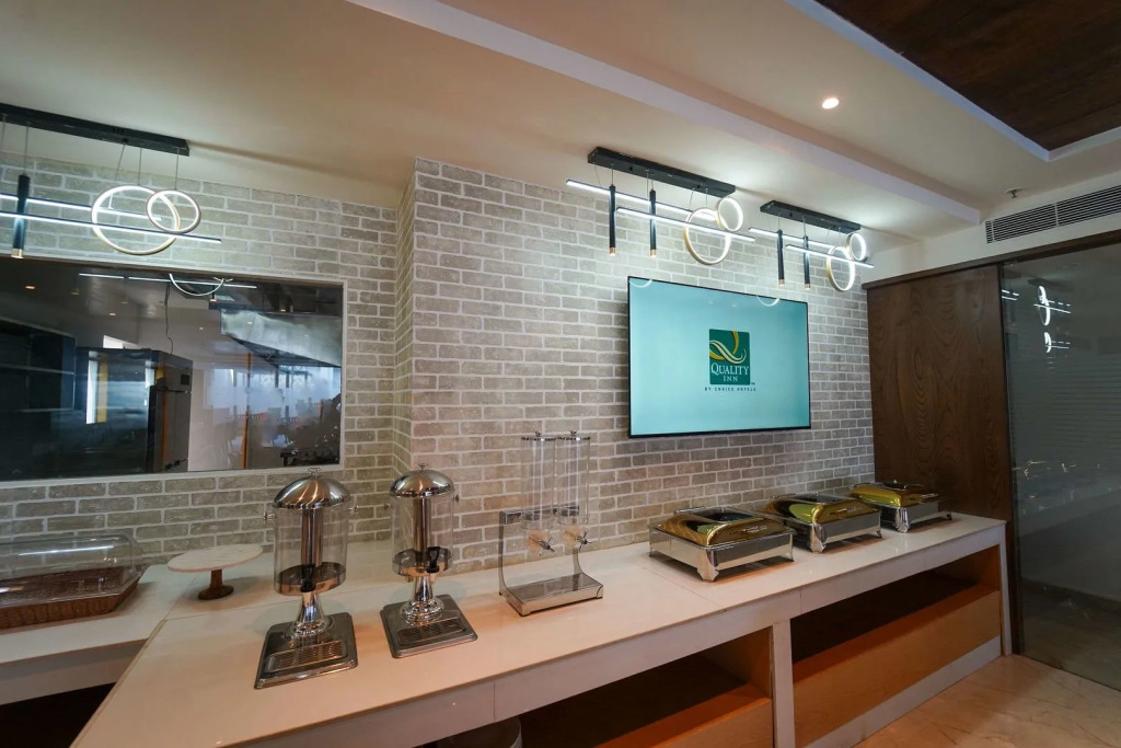 Quality Inn Elite By White Panda Hotels