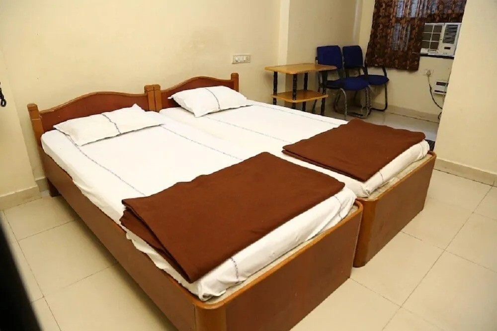 Sai sri Krishna Deluxe Lodge