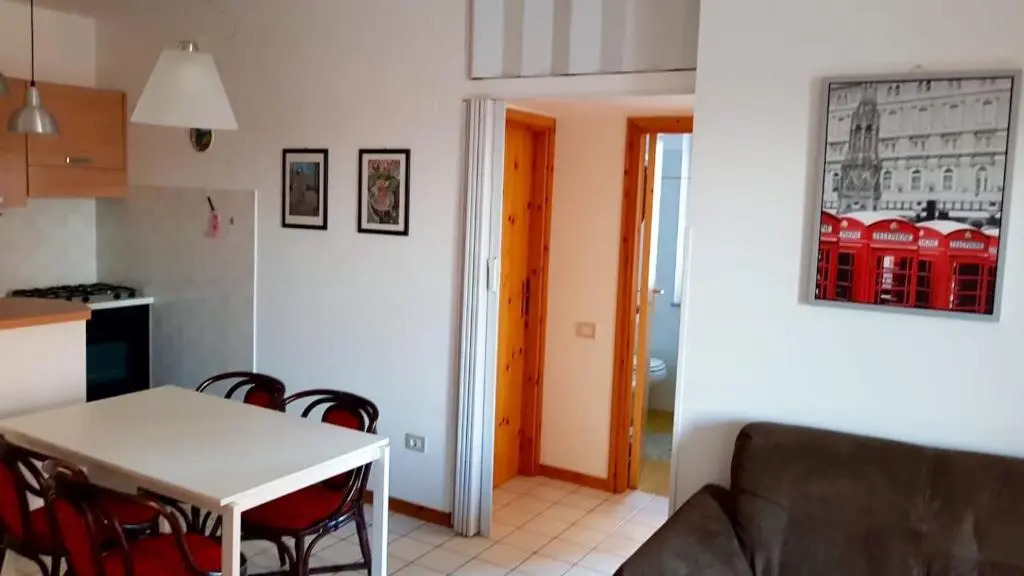M219 - Marcelli, Trilocale Con Terrazzo a 150mt Dal Mare