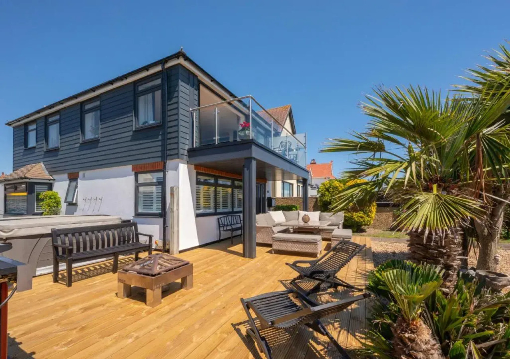 Vitamin Sea House