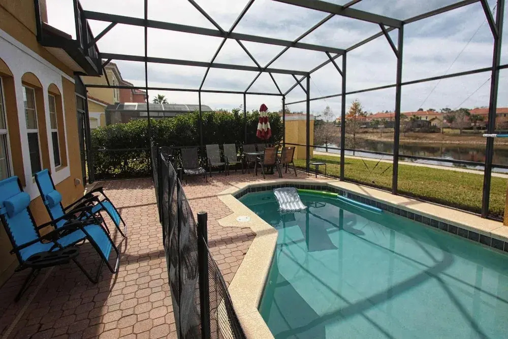 3153 Encantada