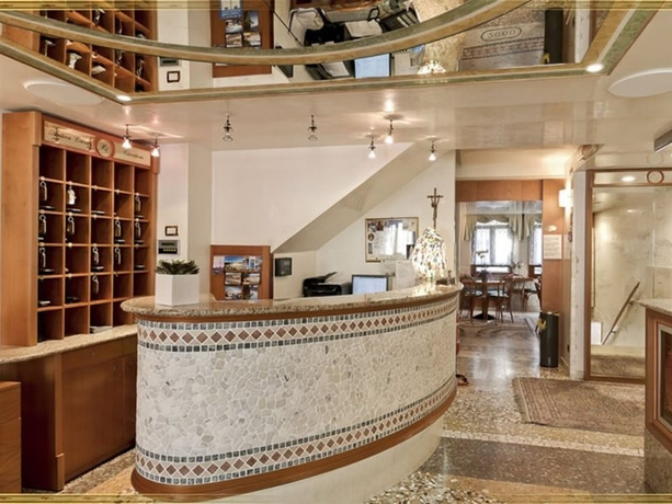 Moderno Hotel