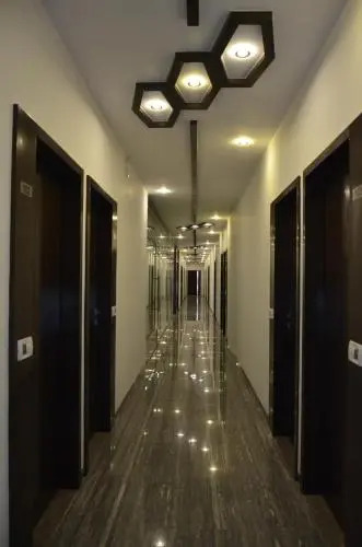 Hotel Ashish