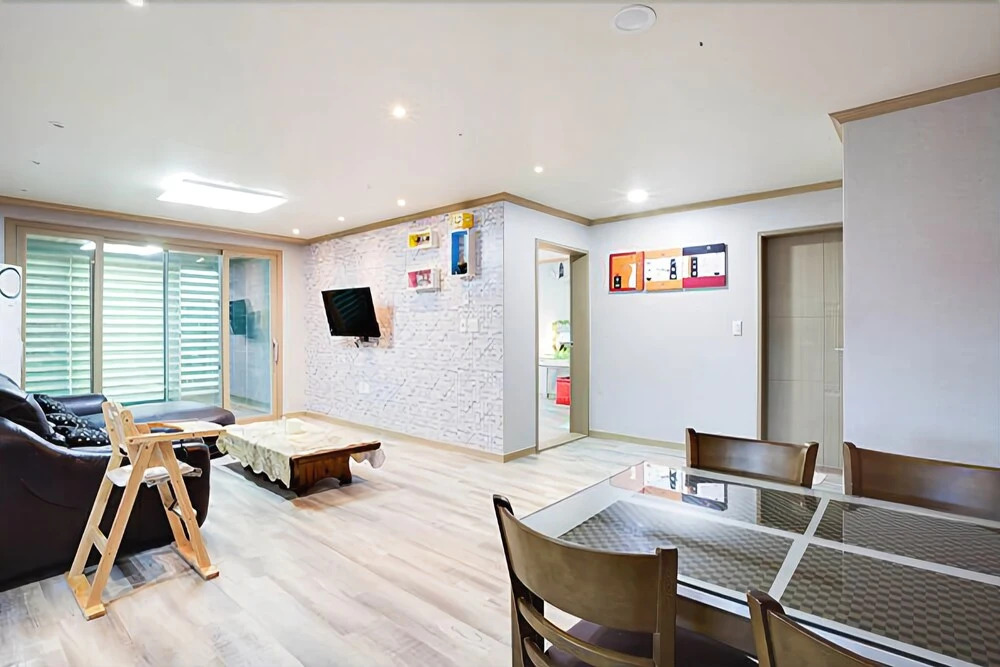 Chinchin house