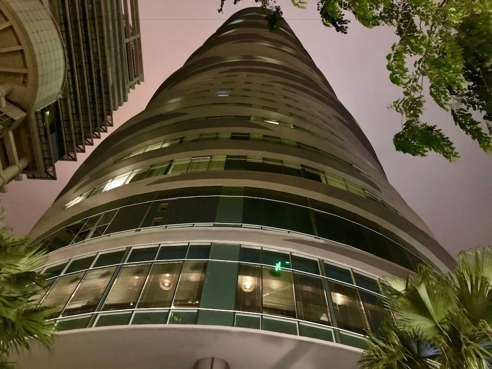 Vortex Suites KLCC by BlackNest