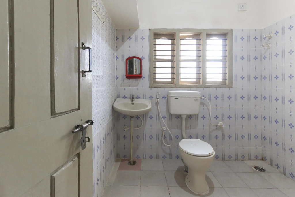 SPOT ON 68166 Sri Annapurneshhwari Residency
