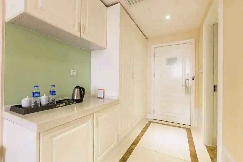 Kaiyuan Manju Select Hotel(Hongqiao Hub National Exhibition Center Sto