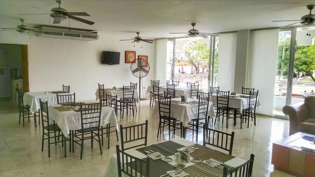 Del Parque Hotel