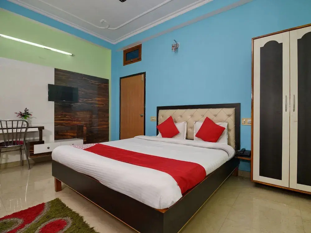 OYO 4409 Hotel Chaitanya Inn