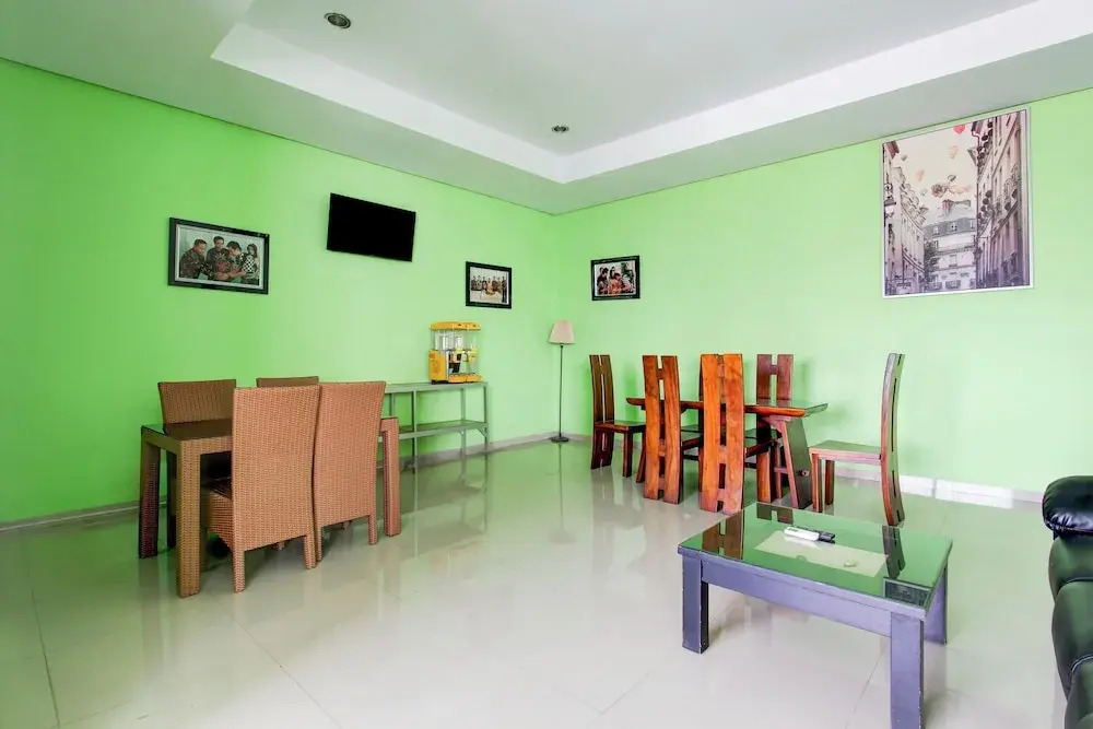 Hotel O Jalan Slamet Riyadi Near Bandara Adi Soemarmo Formerly Amanah Sejahtera