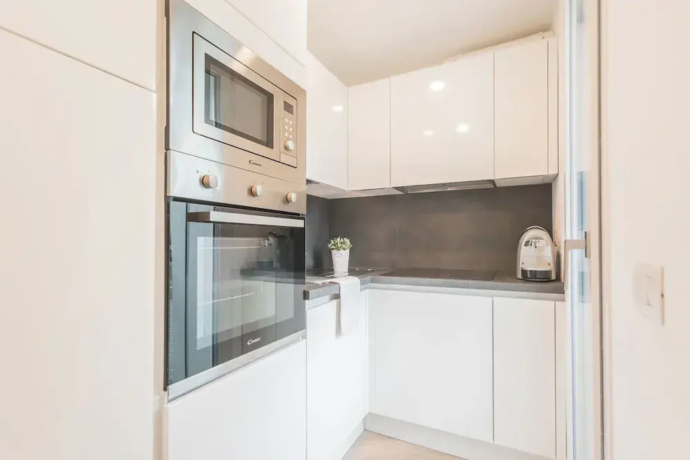 Casa Dani Como Center Parking by Rent All Como