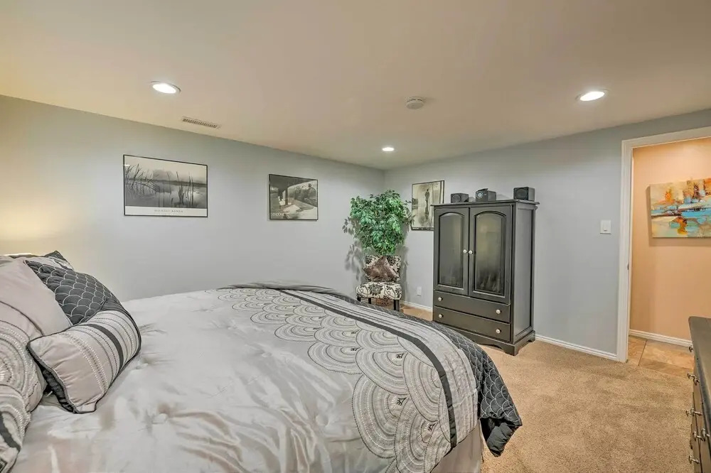 Roomy Salt Lake City Apt With Movie/game Room