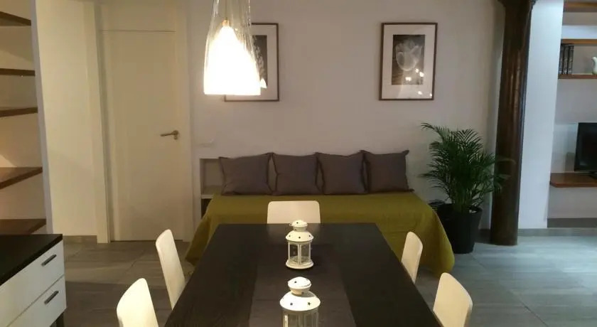Total Valencia Elegance