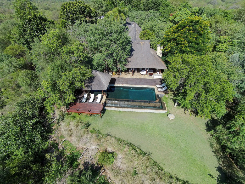 Khaya Ndlovu Safari Manor
