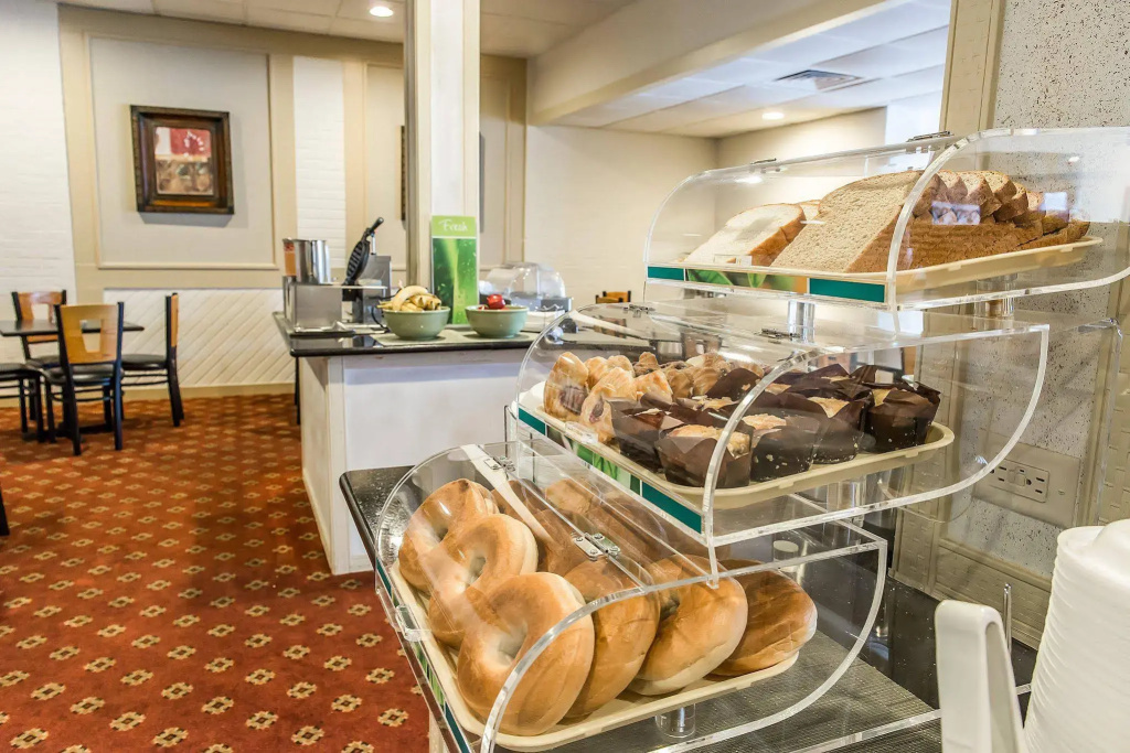 Quality Inn & Suites Indiana South
