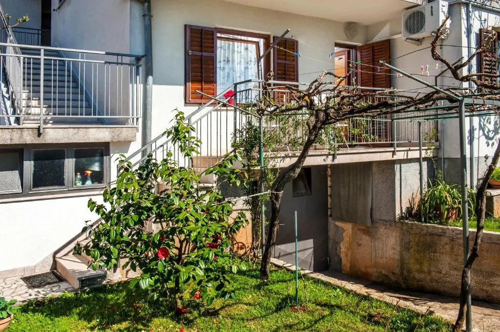 Apartments Severina