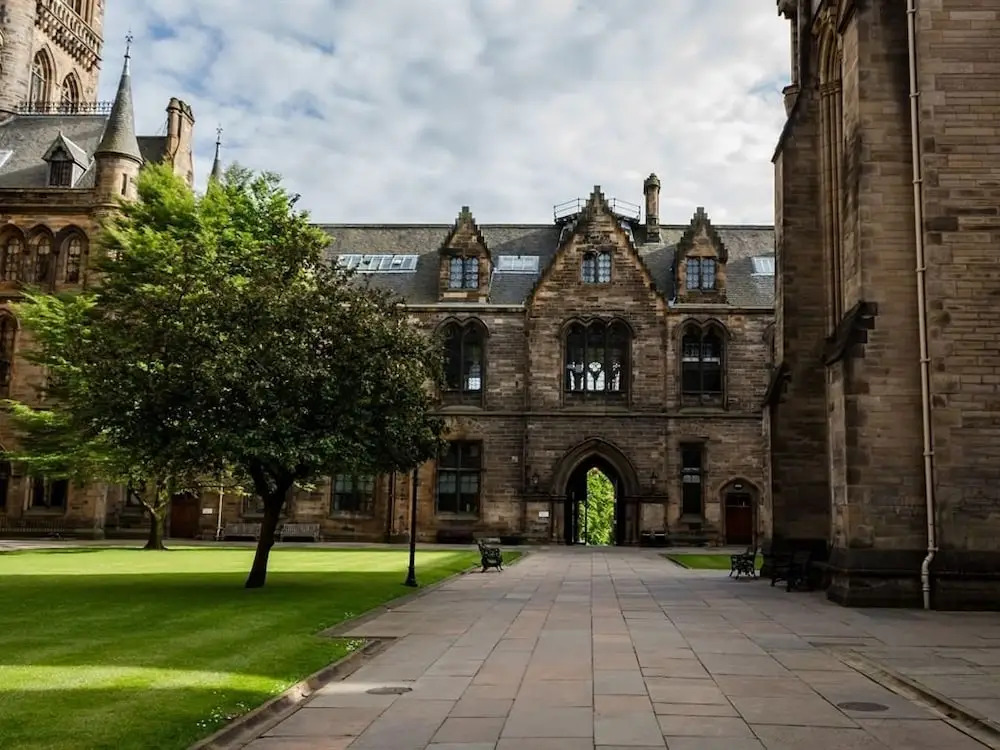 Glasgow West Apartments