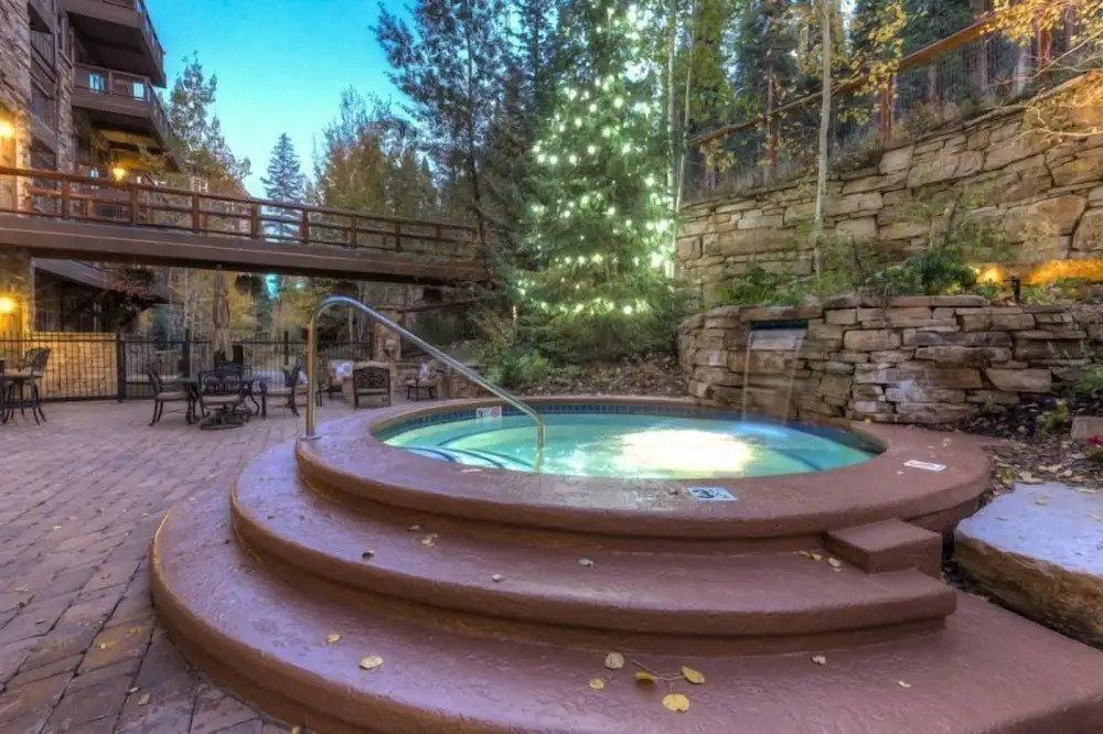 Premier 4 Bedroom Ski In, Ski Out Lone Eagle Condo With The Best Access To Skiing In Keystone