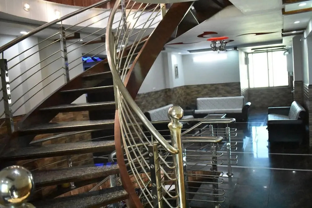 Hotel Fare Field Homes Murree
